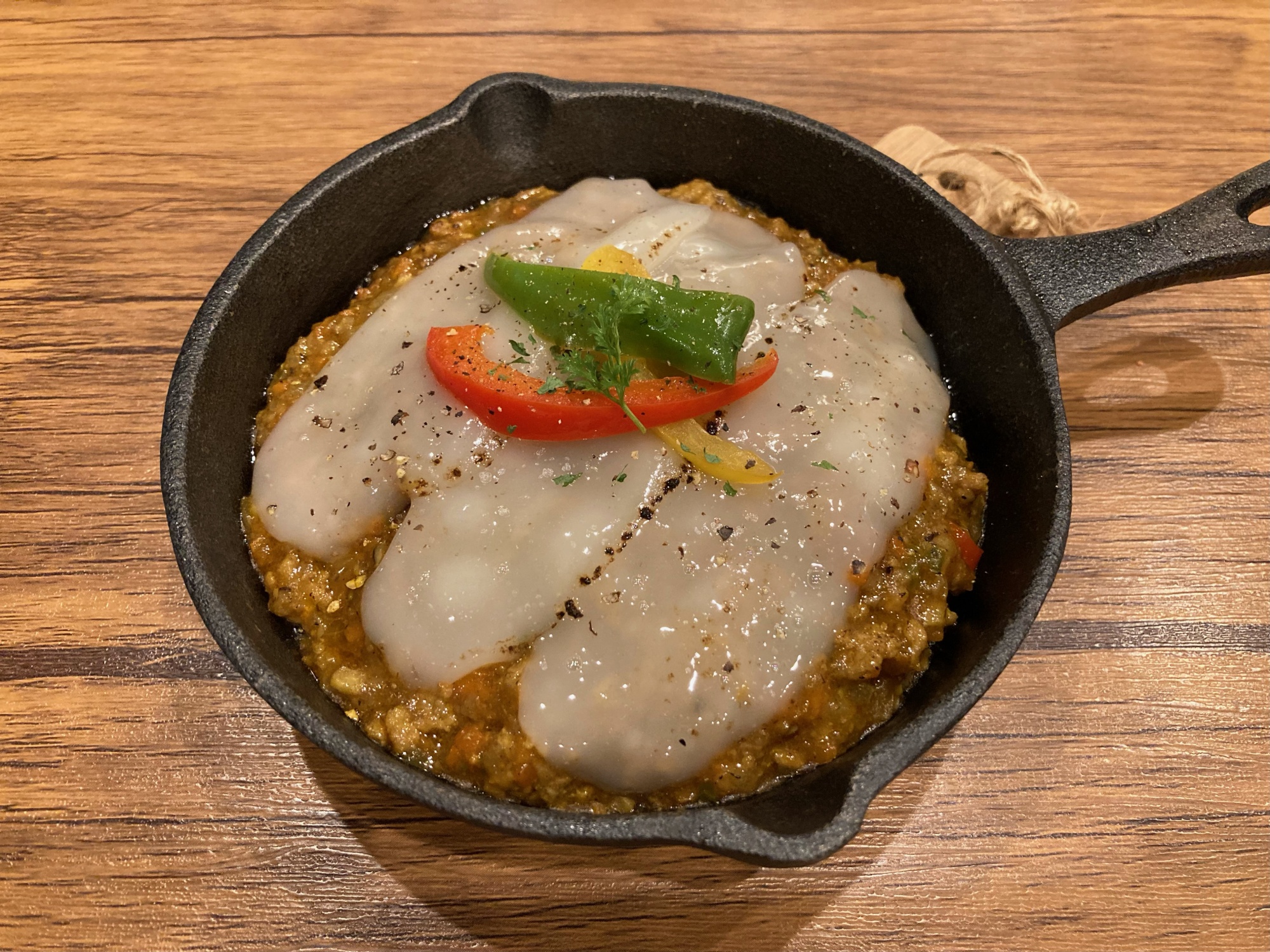 キーマカレーのチーズ焼き